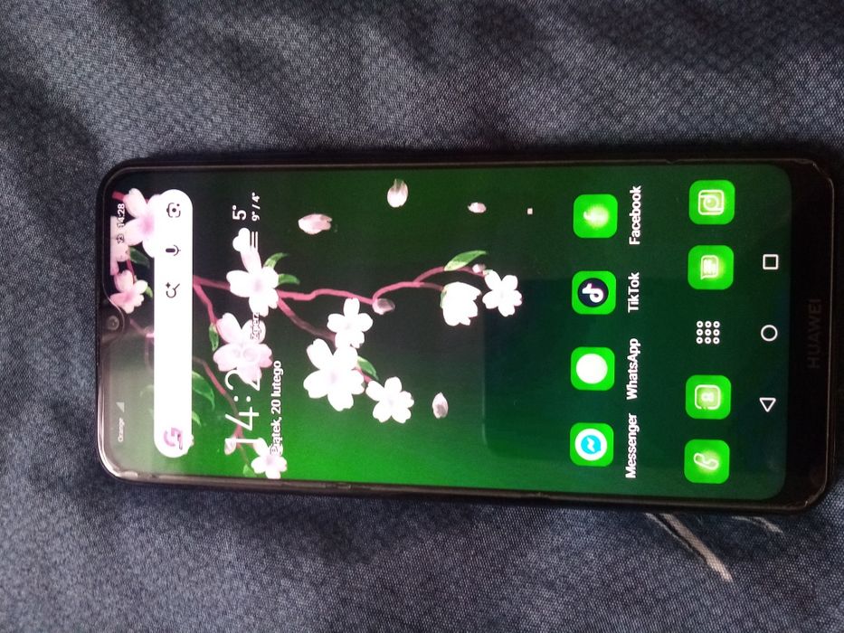 Huawei y6s stan B, dobry