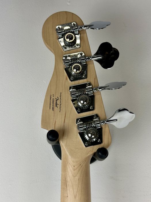 Squier Affinity Series Precision Bass PJ