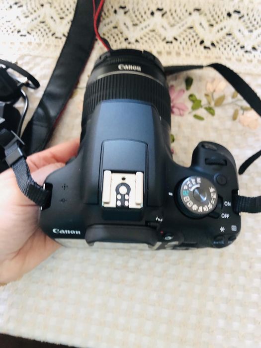 Conjunto Câmera Fotográfica Canon EOS 2000D