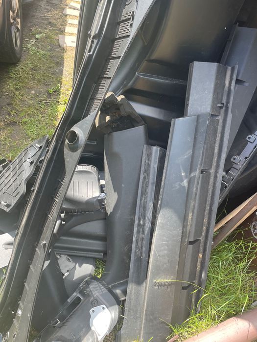 Honda Pilot Drzwi tylne lewe,srodek,plastiki,uszczelki,zawiesze,szybki