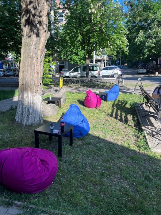 Продам пуфики в наличии 5 штук