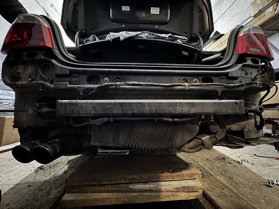 Електро Фаркоп BMW E60 E61 рестайлінг Повний комплект дооснащення