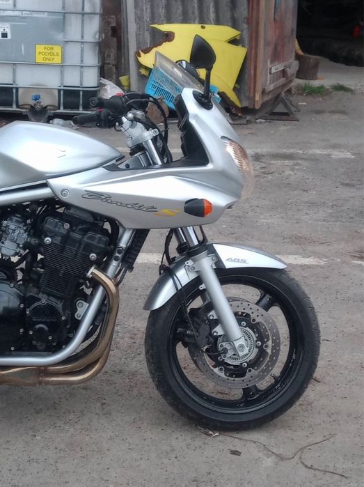 suzuki bandit 650s 2005
