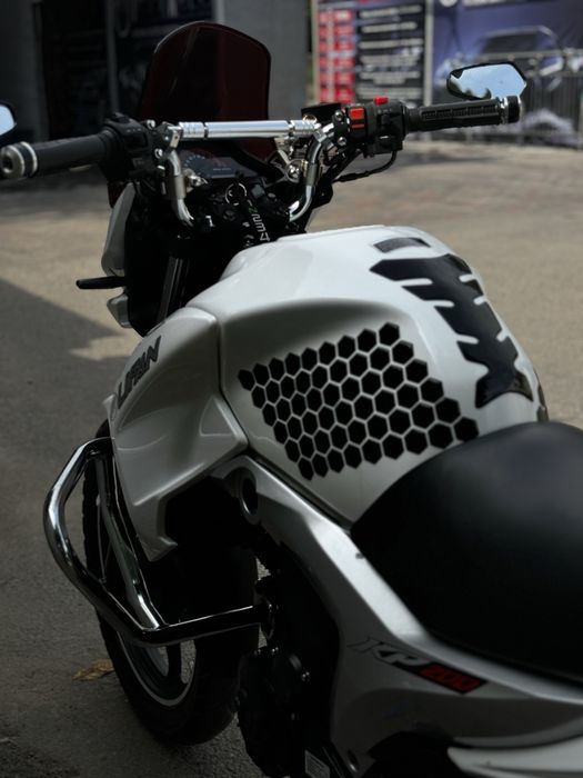 мотоцикл Lifan KP200