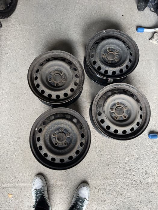 Felgi oryginalne Toyota r16 et45