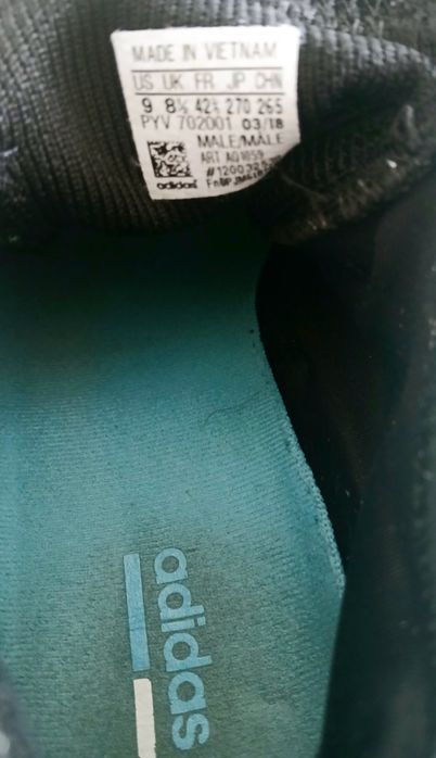 Кросівки ADIDAS оригінал чоловічі р.42/5 мужские