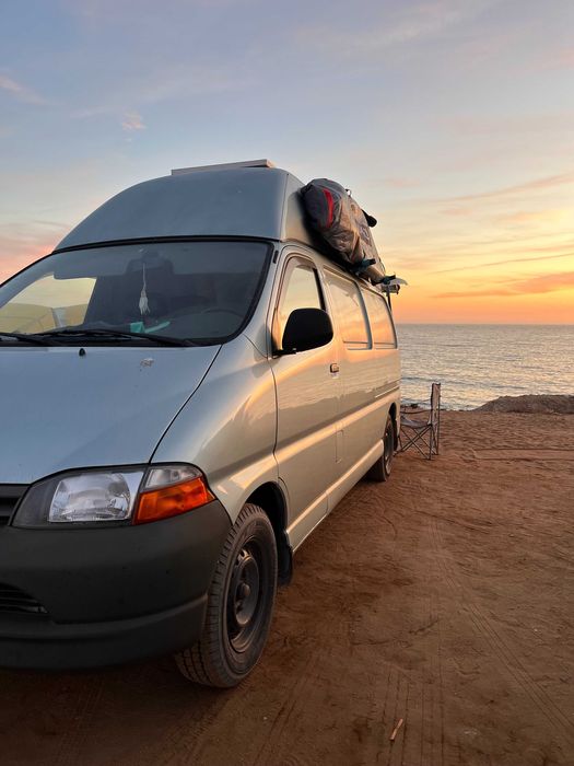 Campervan Toyota - Surftrip van