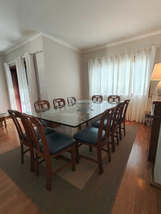 MESA JANTAR + 10 cadeiras