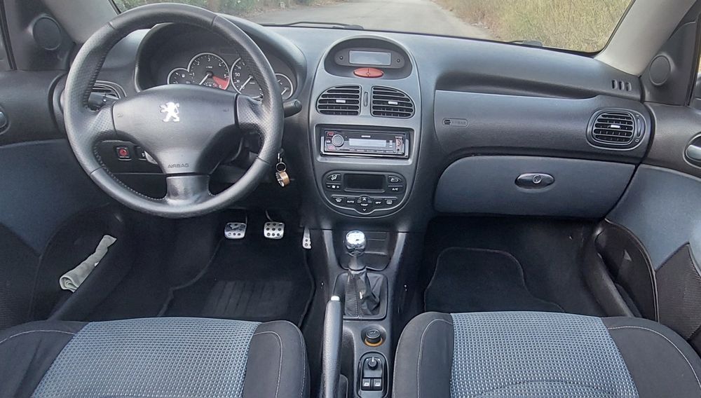 Peugeot 206 CC 1.6 HDI - 110 Cvs