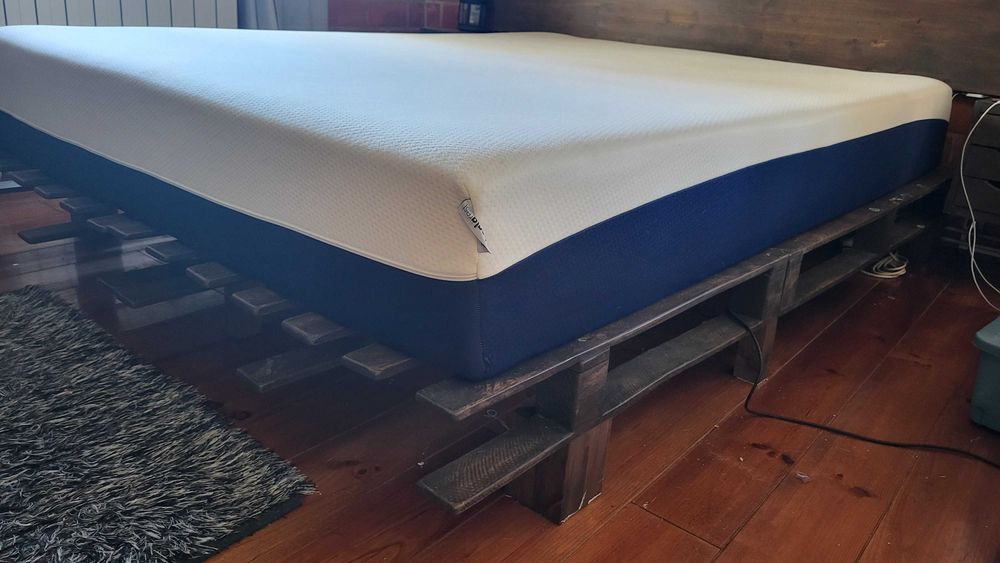 Cama completa madeira colchão 200x150