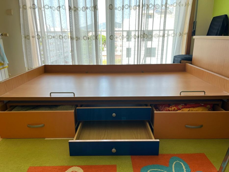 Mobília de Quarto juvenil cama/secretária/móvel cor pinho claro