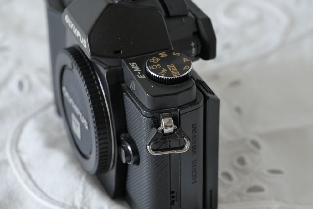 Olympus OM-D E-M5