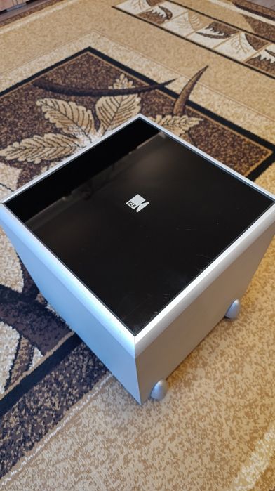 Subwoofer aktywny kef psw 2010