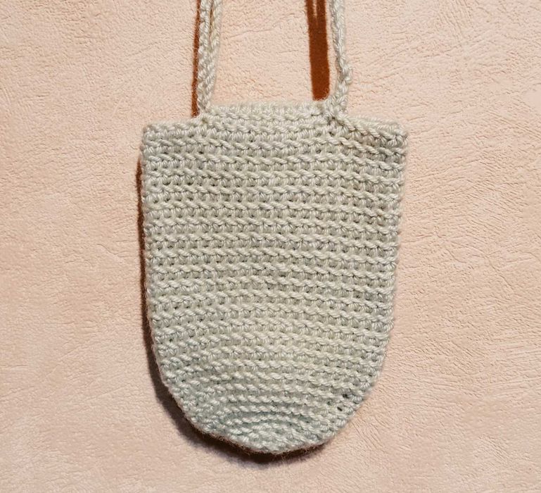 Женская маленькая вязаная сумочка для телефона (ручная работа).