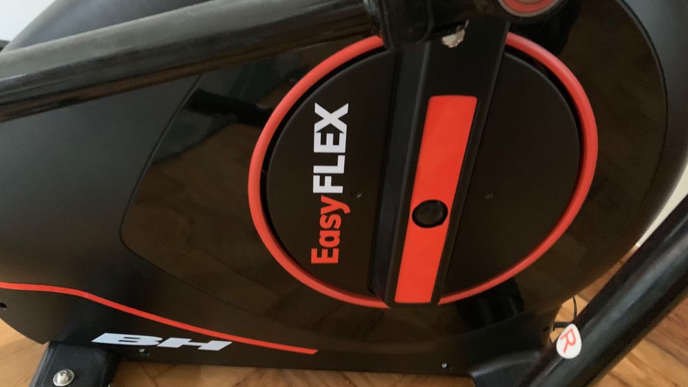 Elíptica para exercício em casa ou no ginásio