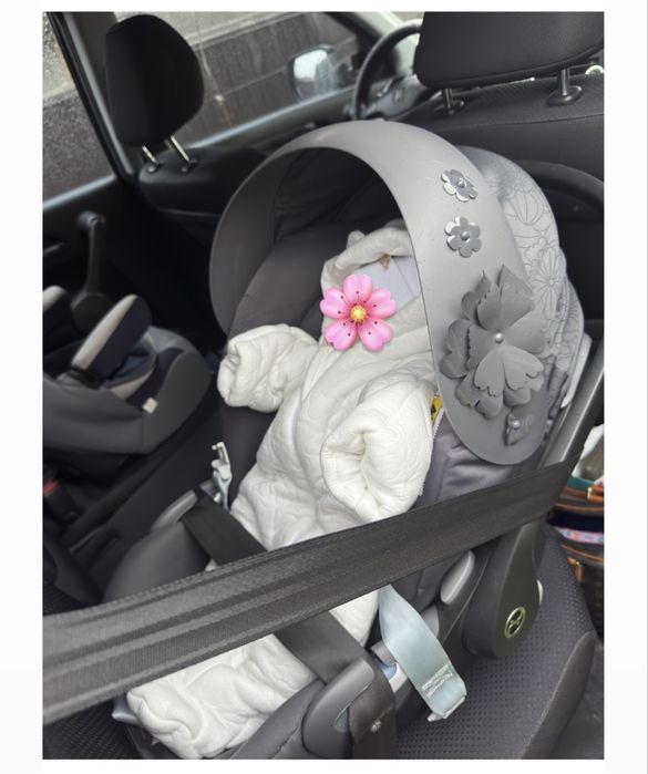 Автокрісло 0 -15 (+ адаптори) Cybex Cloud Z i-Size  flowers grey