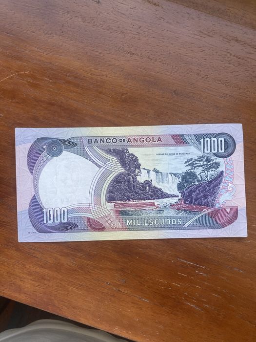 notas angola 500 e 1000 esc 62 / 1000esc carmona 72 / 20 patacas 96