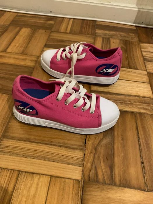 Sapatilhas com rodinhas usadas uma vez