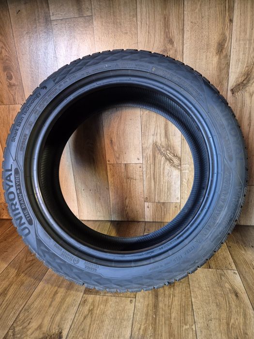 205/50/17 Uniroyal para zima 7mm 2024r