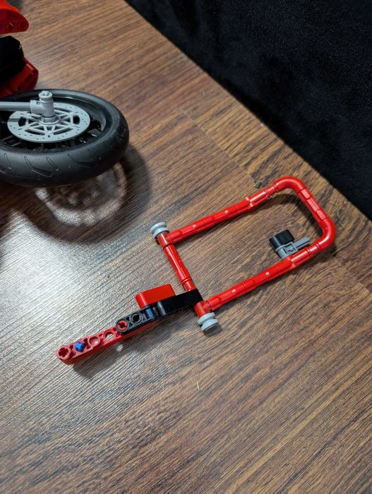 LEGO technic Ducati 42107