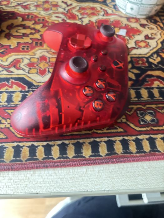 Pad do xboxa czerwony