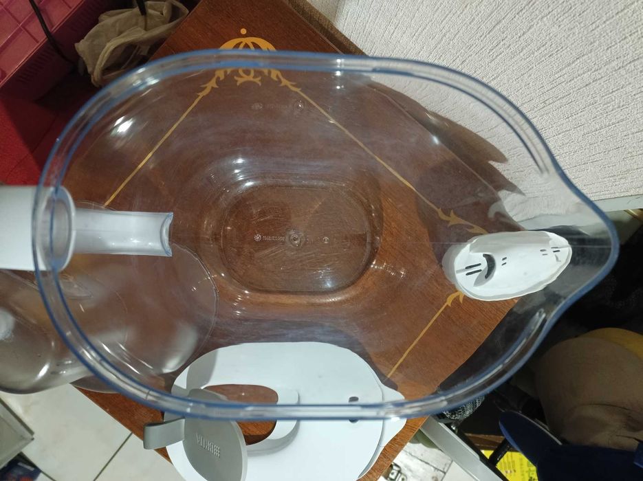 Фильтр-кувшин Brita Style eco LED Mxpro белый, исправный