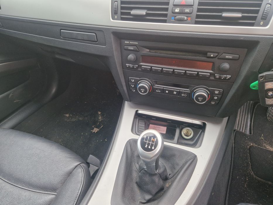 Bmw e90 2007r 325i 218km angol na części