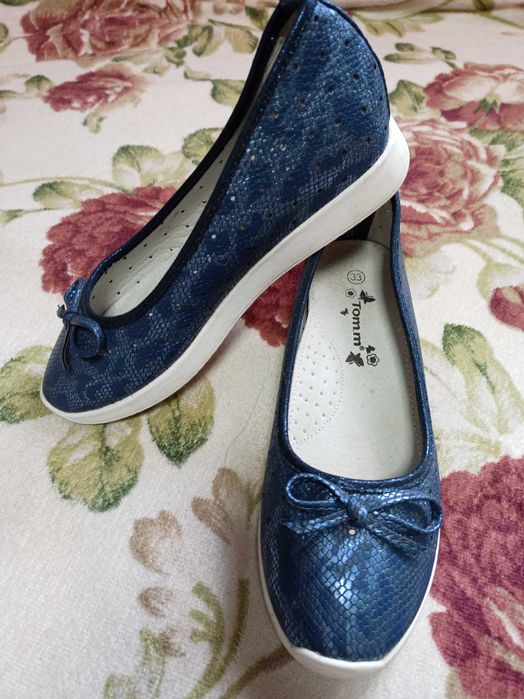 Туфлі для дівчинки