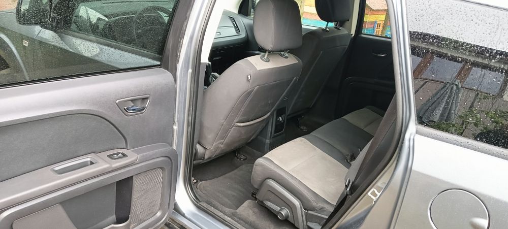 Dodge Journey 2.4 benz-gaz 2008r 293900 tys km.