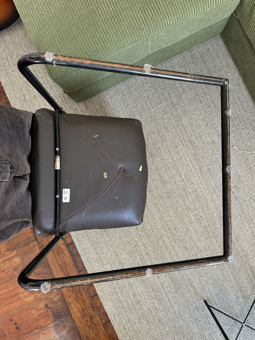 Cadeira vintage em pele e metal – estilo Bauhaus / cantilever