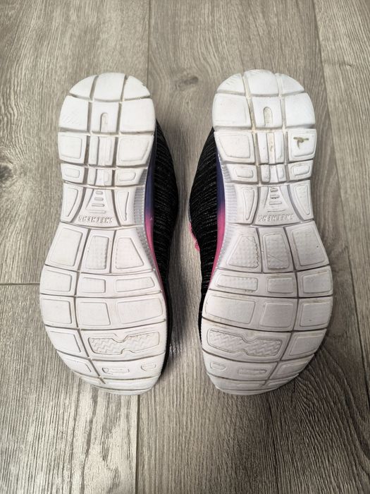 Кросівки фірми Skechers (оригінал) розмір 33 кроссовки