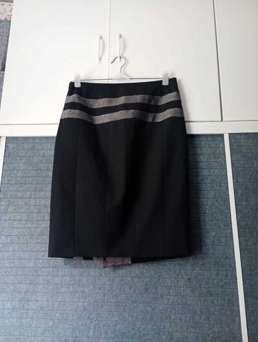 Wełniana spódnica ołówkowa Karen Millen