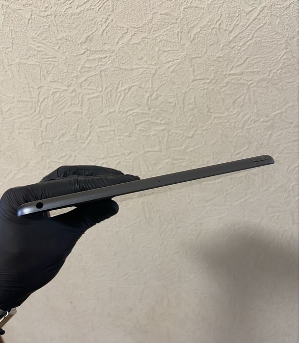 iPad 8 128gb  (2020)