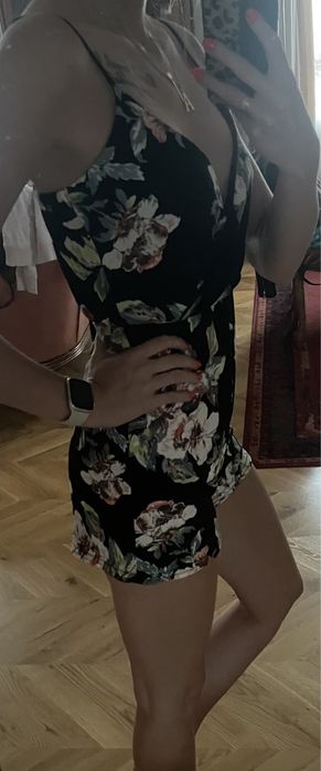 Kombinezon damski krótki Boohoo 36 S 8 w kwiaty
