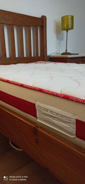 Cama madeira maciça "cerne"com colchão