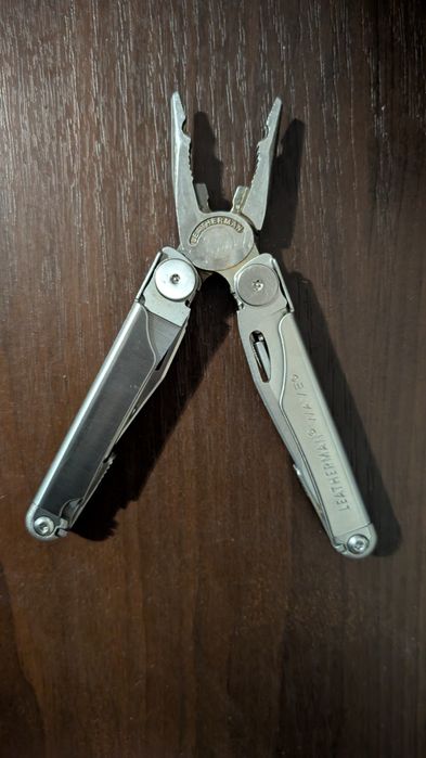 Мультитул Leatherman Wave