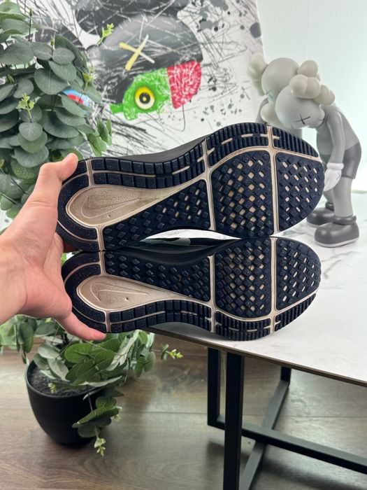 Кросівки Nike Zoom Structure 40.5 розмір Е10037