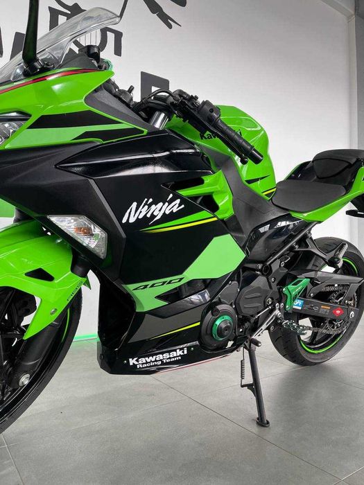 Мотоцикл Kawasaki Ninja 400