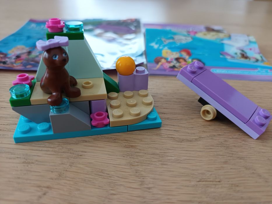 Lego Friends foczka na skale