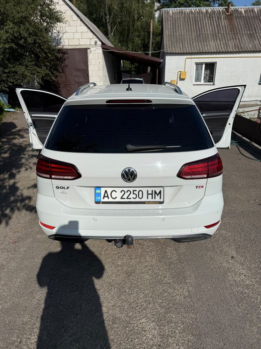 Volkswagen golf 2017 рік