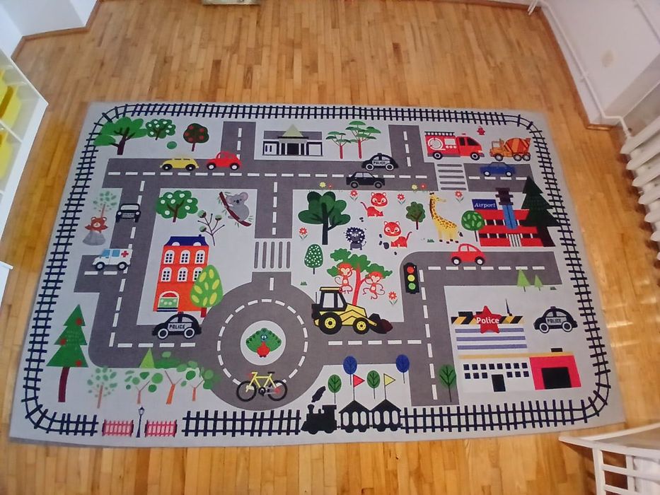 Dywan, mata do zabawy do pokoju dziecka 180x280
