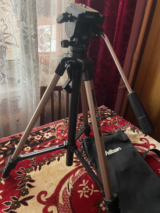 Штатив для камери. Velbon CX480