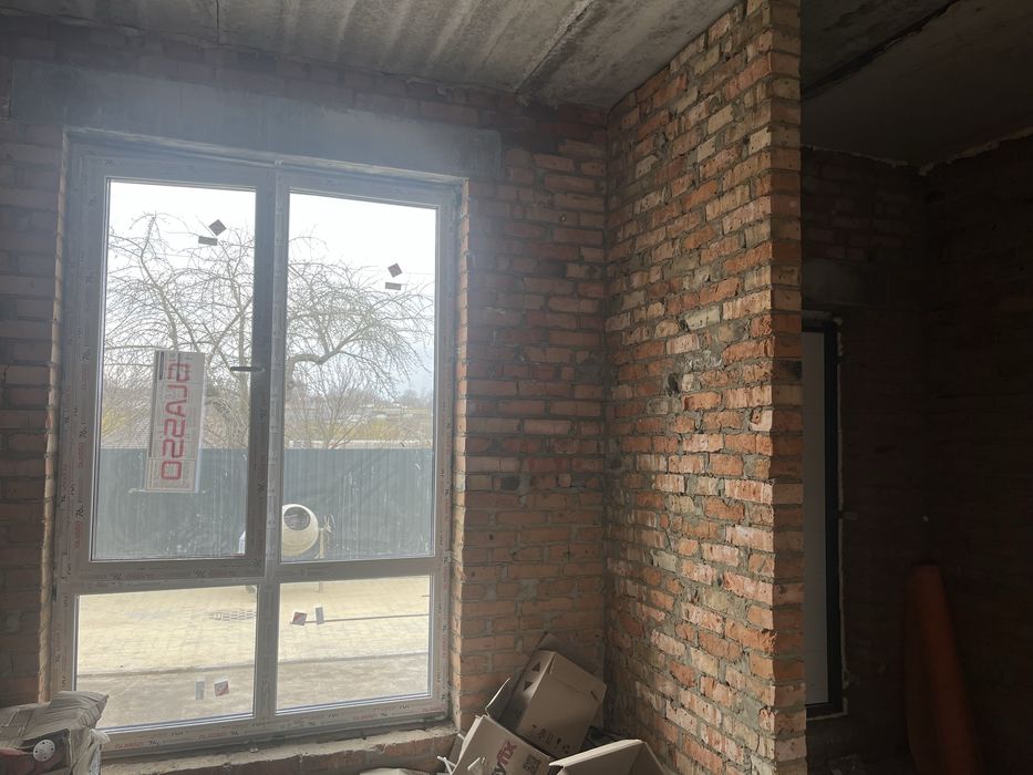 Продаж 2 поверхового таунхаусу.