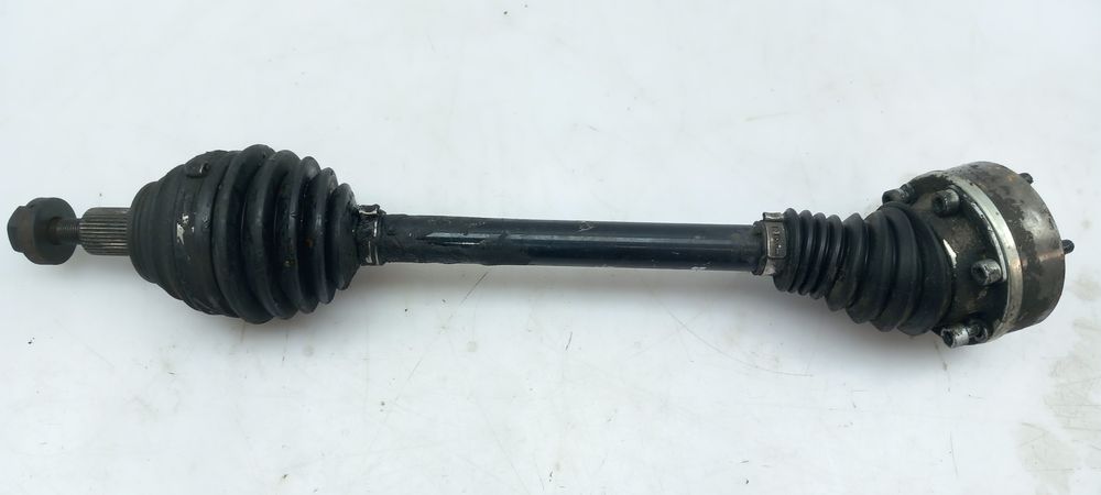 Transmissão frente esquerda SEAT Leon (1P1)