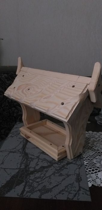 годівничка для птахів