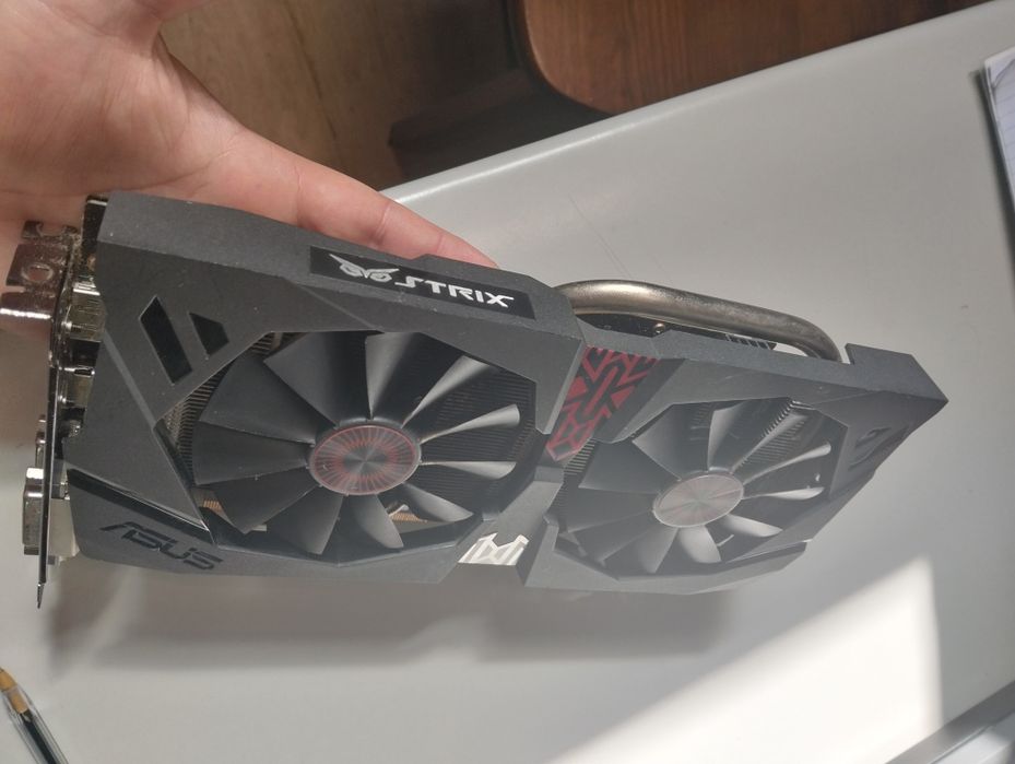 Placa Gráfica GPU Asus R9 380 4GB GDDR5