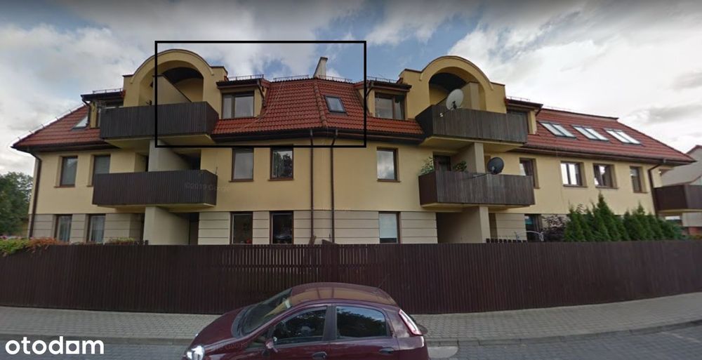 Dwupoziomowe mieszkanie z balkonem i garażem