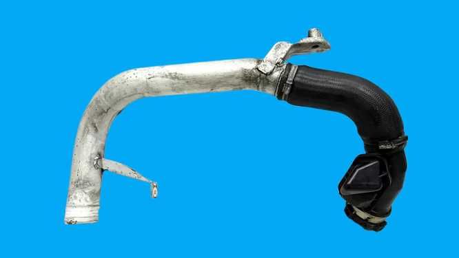 патрубки системи впуска/наддува Вольво XC90 15+. Розборка Volvo xc90