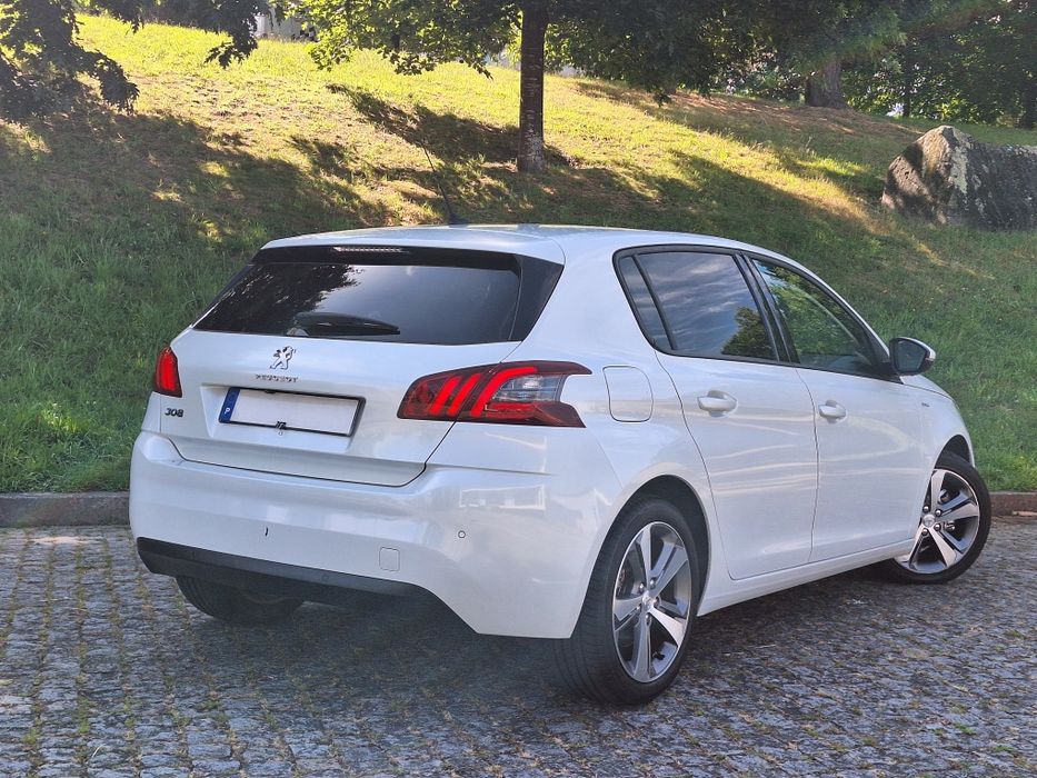 Peugeot 308 BlueHDI Nacional Style