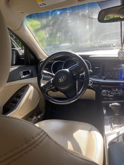 KIA Optima 2014.